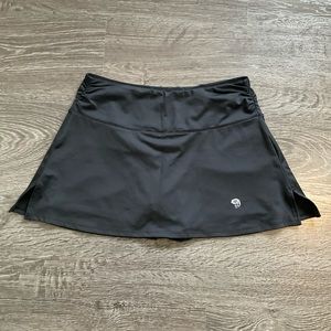 Mountain Hardwear skort